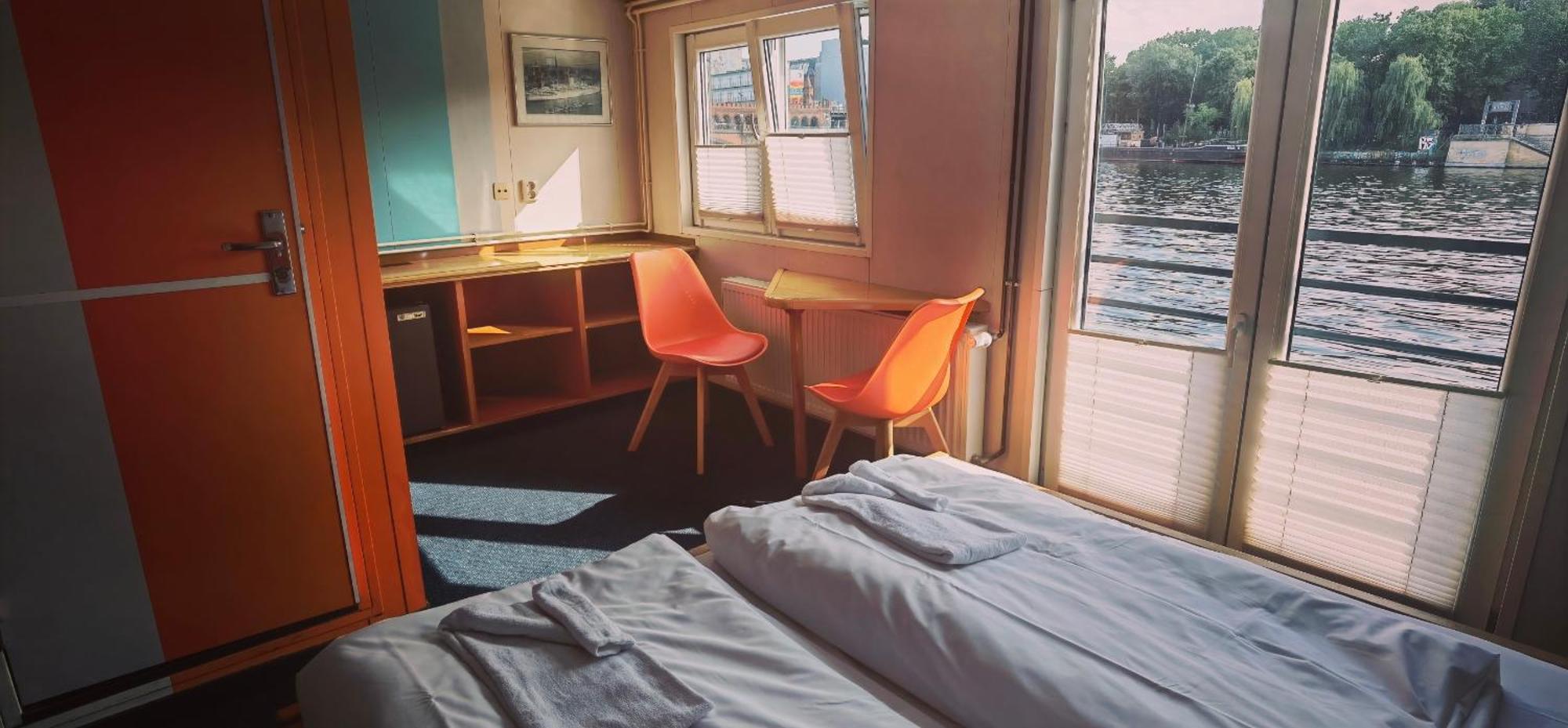 Double Cabin 1st Class Shipotel Eastern
